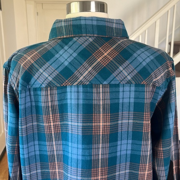 KAVU Flannel with Elbow Patches NWT Size Large - Picture 6 of 13